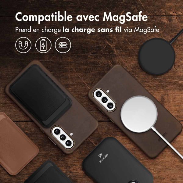 Accezz Coque MagSafe en cuir vintage Samsung Galaxy A56 - Rustic Brown