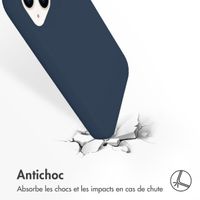 Accezz Coque Liquid Silicone Apple iPhone 14 / 13 - Bleu foncé