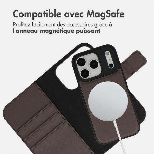 imoshion Étui portefeuille luxe 2-en-1 amovible Apple iPhone 17 Pro - Marron
