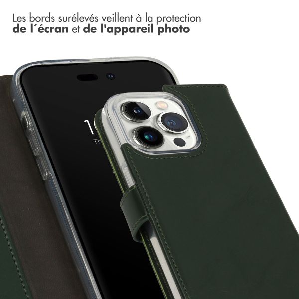 Selencia Étui de téléphone portefeuille en cuir véritable iPhone 14 Pro - Vert