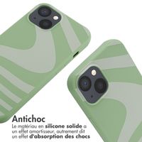 imoshion Coque design en silicone avec cordon iPhone 13 - Retro Green