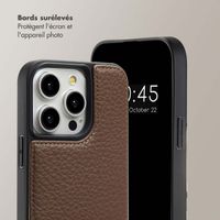 Selencia Coque de télephone Nova avec cordon et porte-cartes Apple iPhone 14 Pro - Mocha Brown
