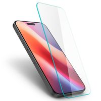 Spigen Protection d'écran en verre trempé GLAStR Slim + Applicator iPhone 16 / 15