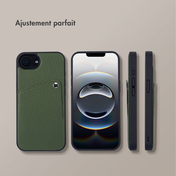Selencia Coque Riva avec porte-cartes Apple iPhone 16e - Sage Green