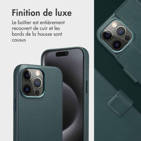 Accezz Étui de téléphone portefeuille en cuir 2-en-1 avec MagSafe iPhone 15 Pro Max - Cedar Green