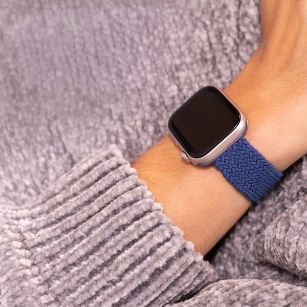 imoshion Bracelet tissé en nylon Apple Watch Series 1 á 9 / SE (38/40/41 mm) | Series 10 / 11 (42 mm) - Bleu Foncé