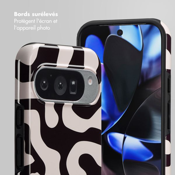 Selencia Coque arrière Vivid Google Pixel 10 / 10 Pro - Art Wave Black