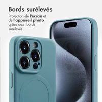 imoshion Coque Couleur avec MagSafe iPhone 15 Pro - Smoke Green