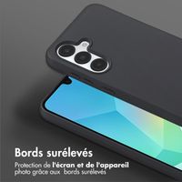 Selencia Coque silicone avec cordon amovible Samsung Galaxy A36 - Noir