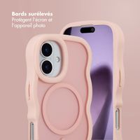 Selencia Coque arrière Wavy avec MagSafe Apple iPhone 17 - Soft Pink