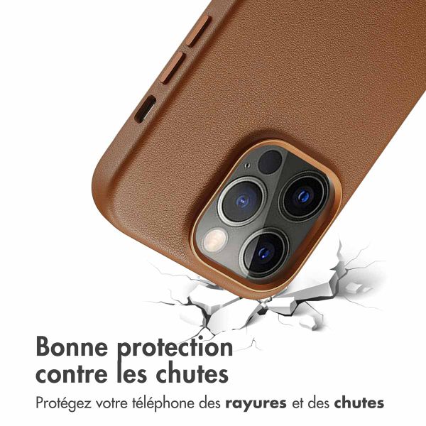 Accezz Coque arrière en cuir avec MagSafe iPhone 14 Pro - Sienna Brown