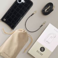 Selencia Coque de télephone Nova Croco avec cordon et porte-cartes Apple iPhone 17 - Noir