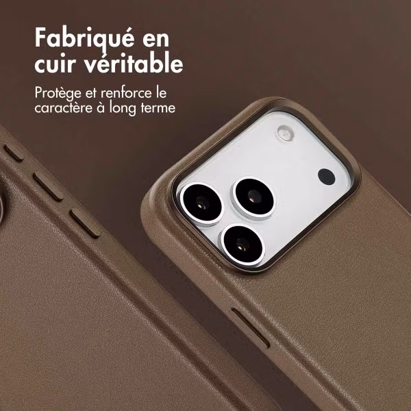 Accezz Coque arrière en cuir avec MagSafe Apple iPhone 17 Pro Max - Marron café