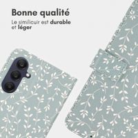 imoshion Étui de télephone portefeuille Design Samsung Galaxy A26 - Smoke Green Flowers