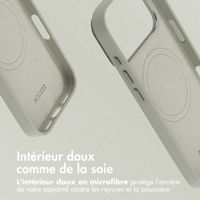 Accezz Coque arrière en cuir avec MagSafe Apple iPhone 17 Pro Max - Light Grey