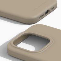 iDeal of Sweden Coque en silicone avec MagSafe Apple iPhone 15 Pro - Beige