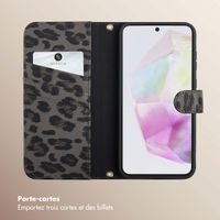 Selencia Étui de télephone portefeuille imprimé léopard Sabi Samsung Galaxy A35 - Midnight Black