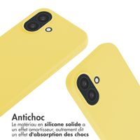 imoshion Coque en silicone avec cordon iPhone 16 - Jaune