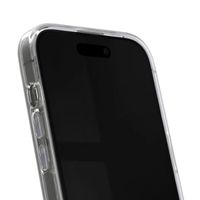 iDeal of Sweden Coque Clear MagSafe Apple iPhone 13 / 14 / 15 / 16e - Artistic Garden