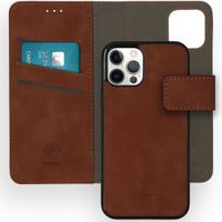 imoshion Etui de téléphone de type portefeuille 2-en-1 iPhone 12 (Pro) - Brun