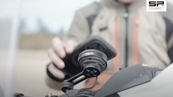 SP Connect Xtreme Series - Coque de télephone Apple iPhone 15 - Noir