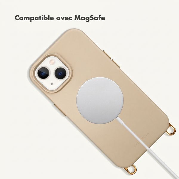 Selencia Coque arrière Rivièra avec MagSafe avec crochets amovibles Apple iPhone 15 - Milky Latte