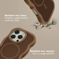 Selencia Coque arrière Wavy avec MagSafe Apple iPhone 16 Pro - Mocha Brown