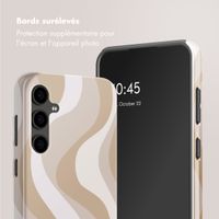 Selencia Coque arrière Vivid Samsung Galaxy S24 FE - Desert Waves Beige