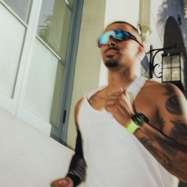 Nomad Bracelet Tempo en silicone Apple Watch Series 1 - 11 / SE / Ultra (44/45/46/49 mm) - Wide fit - Lime