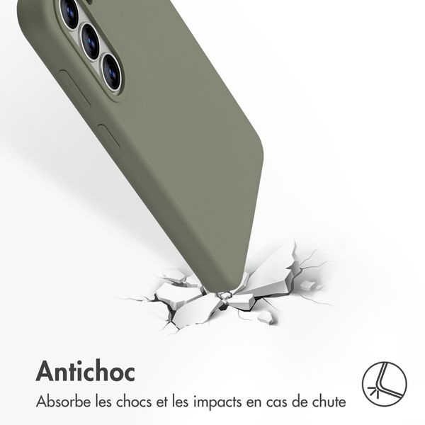 Accezz Coque Liquid Silicone avec MagSafe Samsung Galaxy S26 Plus - Cooper Green