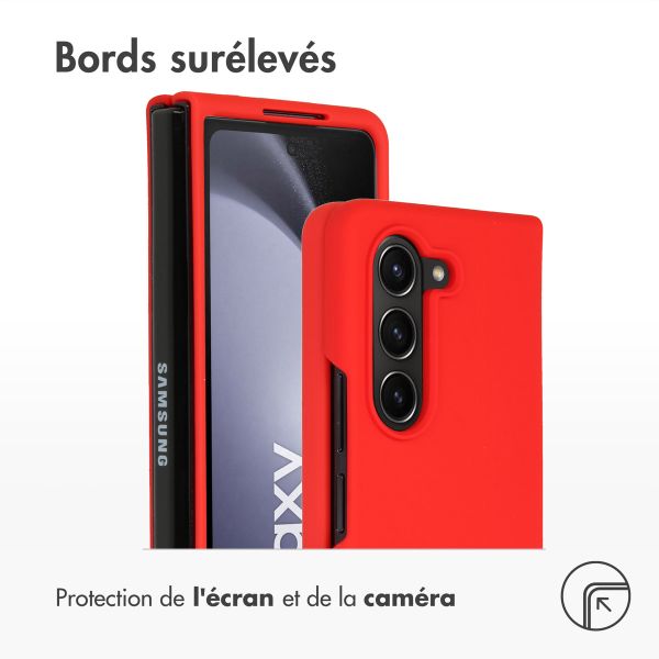 Accezz Coque Liquid Silicone Samsung Galaxy Z Fold 5 - Rouge