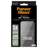 PanzerGlass Protecteur d'écran en céramique avec applicateur iPhone 16 Pro