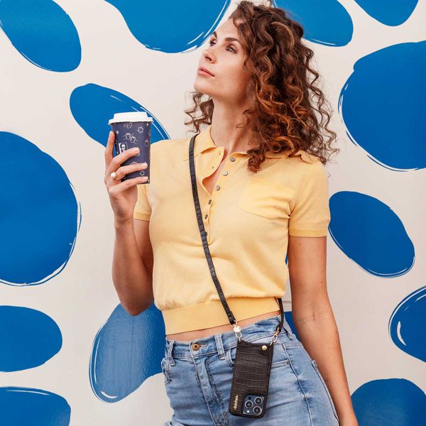 Dutchies Coque avec porte-cartes Apple iPhone 13 Pro - Crocodile Chic