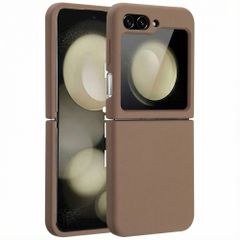 Accezz Coque Liquid Silicone avec MagSafe Samsung Galaxy Z Flip 5 - Marron clair