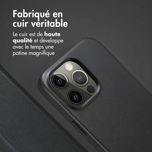 Accezz Étui de télephone portefeuille en cuir 2-en-1 avec MagSafe Apple iPhone 15 Pro Max - Onyx Black