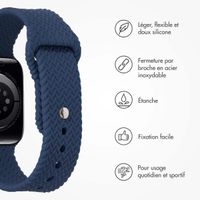 imoshion Bracelet tressé en silicone Apple Watch Series 1 t/m 9 / SE (38/40/41 mm) | Series 10 / 11 (42 mm) - Bleu foncé