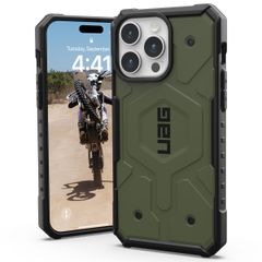 UAG Coque Pathfinder MagSafe Apple iPhone 15 Pro Max - Olive Drab