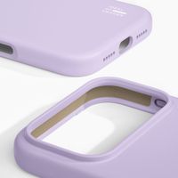 iDeal of Sweden Coque en silicone avec MagSafe Apple iPhone 17 Pro Max - Lavender Milk