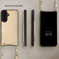 Selencia Coque de télephone Nova avec cordon et porte-cartes Samsung Galaxy A57 (5G) - Beige