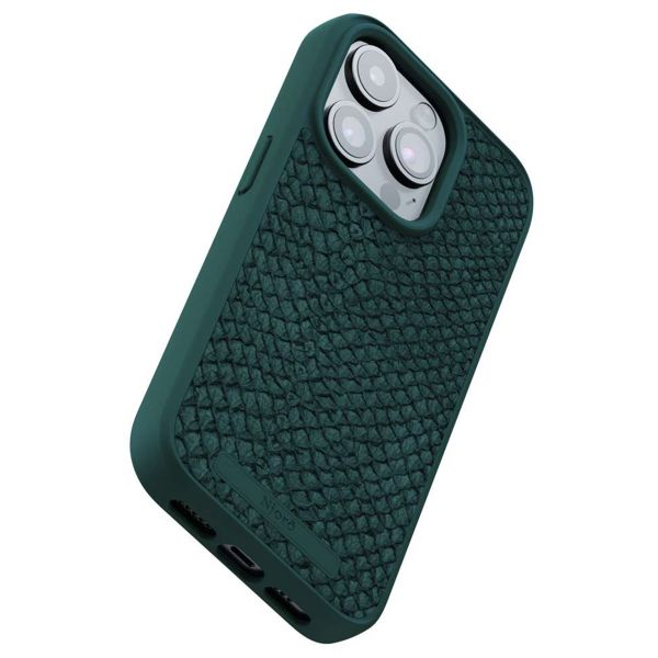 Njorð Collections Coque Salmon Leather MagSafe iPhone 15 Pro - Green