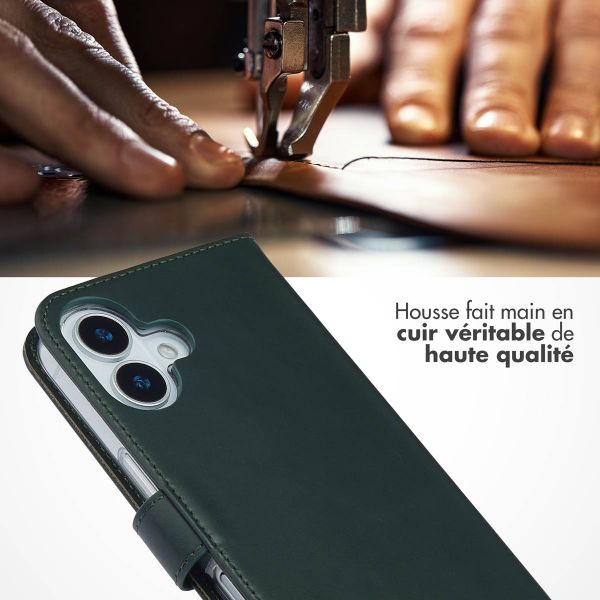 Selencia Étui portefeuille en cuir véritable Apple iPhone 17 - Vert