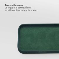 Selencia Étui portefeuille amovible Olyn avec MagSafe Apple iPhone 16 Pro - Vert