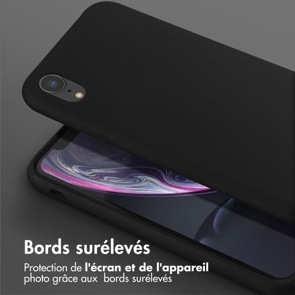 Selencia Coque silicone avec cordon amovible iPhone Xr - Noir