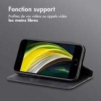 imoshion Étui de téléphone portefeuille Slim Apple iPhone SE (2022 / 2020) / 8 / 7 / 6(s) - Noir