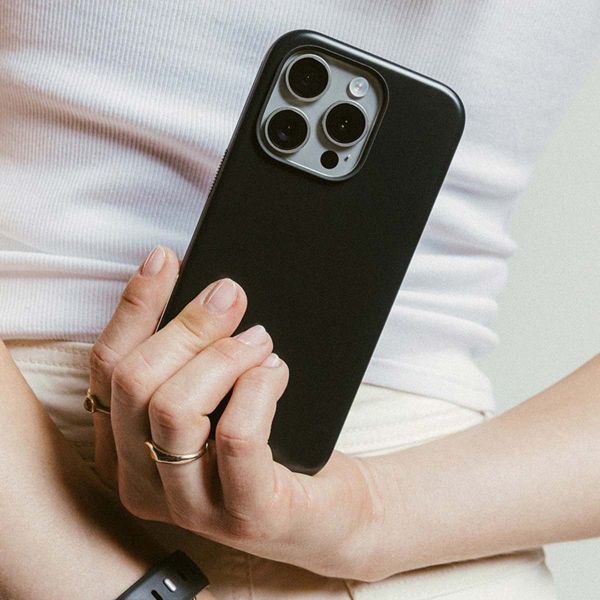 Nomad Coque Sport Apple iPhone 16 Pro - Vulcan Black