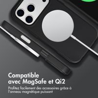imoshion Coque arrière Color avec cordon amovible et MagSafe Apple iPhone 17 Pro - Noir