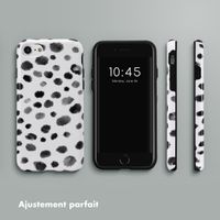 Selencia Coque arrière Vivid Tough iPhone SE (2022 / 2020) / 8 / 7 / 6(s) - Trendy Leopard