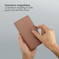 Selencia Étui portefeuille amovible Olyn avec MagSafe Samsung Galaxy S24 Ultra - Marron