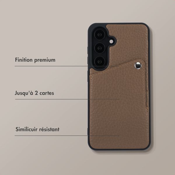 Selencia Coque Riva avec porte-cartes Samsung Galaxy S25 / S24 - Mocha Brown