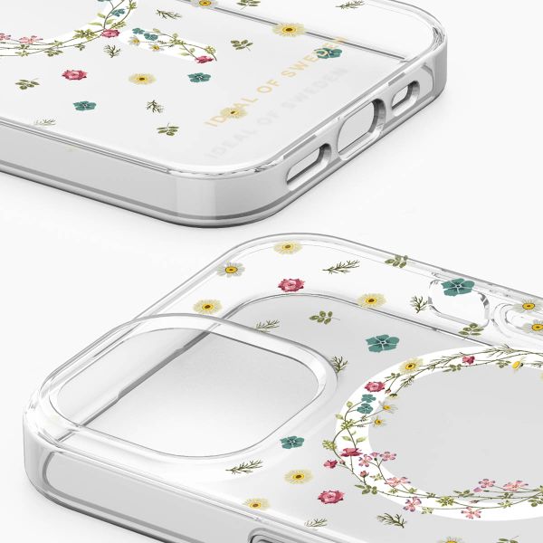iDeal of Sweden Coque Clear MagSafe Apple iPhone 13 / 14 / 15 / 16e - Petite Floral